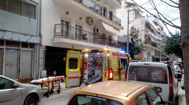 ΕΚΑΒ λαρισα