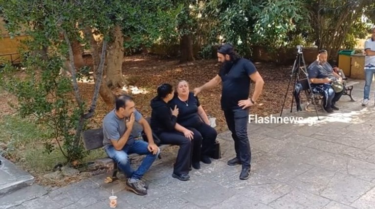 χαριτακισ