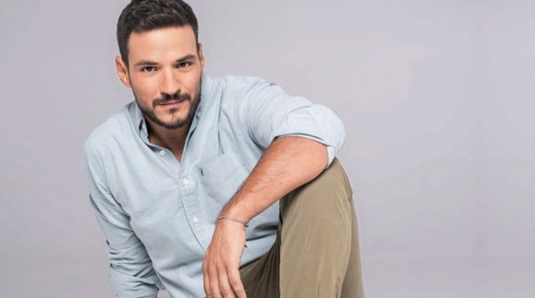 Κώστας Τσουρός