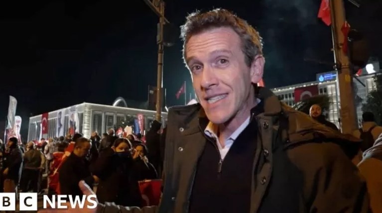 Δημοσιογράφος BBC