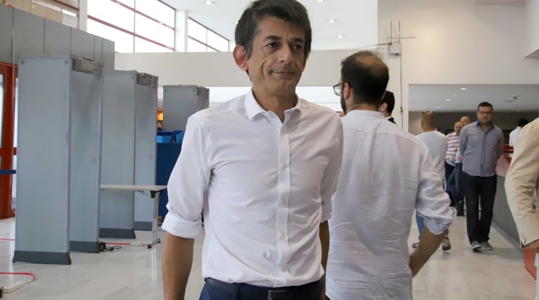 Νίκος Καρανίκας