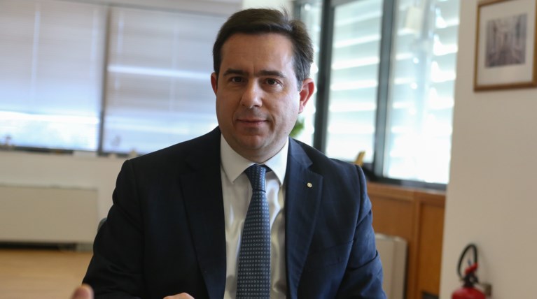 Νότης Μηταράκης