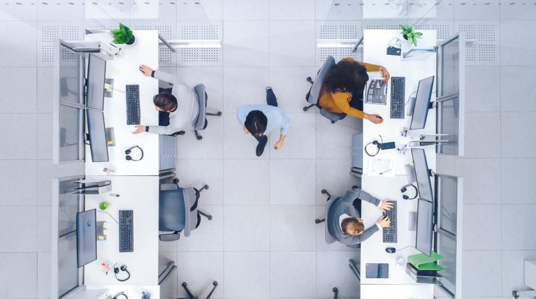 εργαζομενοι