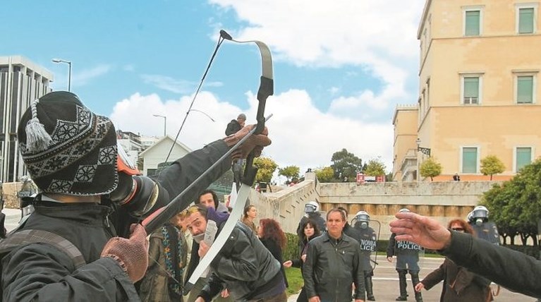Τοξοβόλος Συντάγματος
