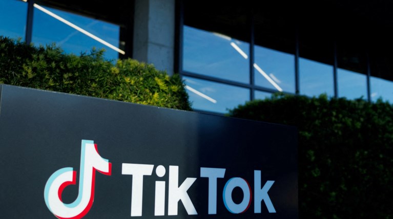 TIK TOK