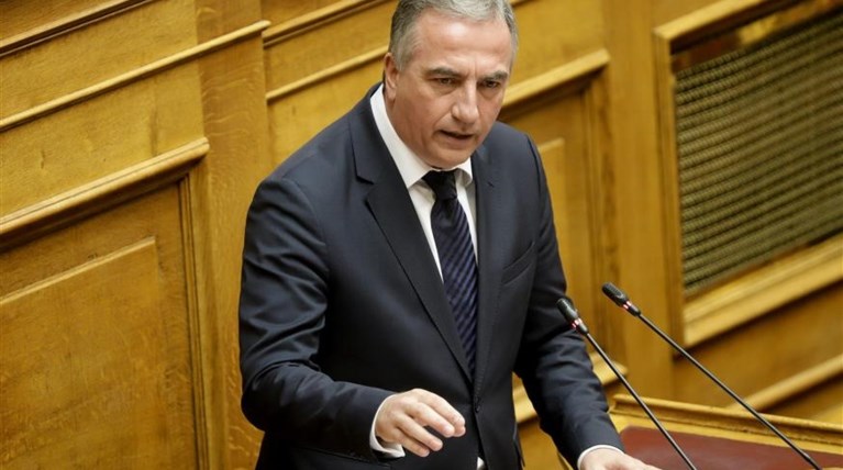 σταυρος καλαφατης