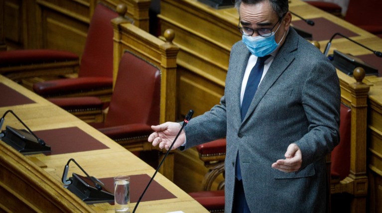 Βασιλης Κοντοζαμάνης