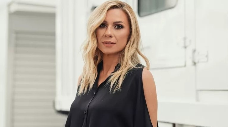 καραβατου