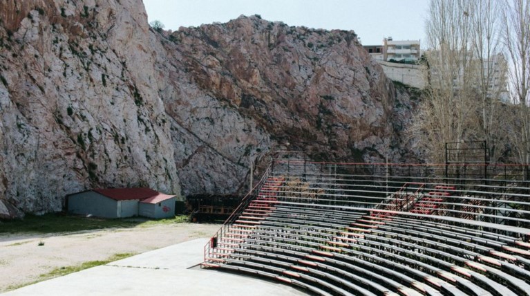 θεάτρα