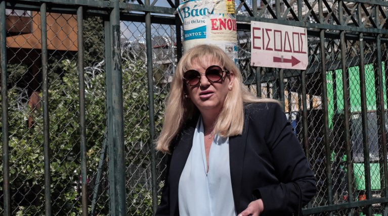 ΧΗΡΑ ΚΑΡΑΪΒΑΖ