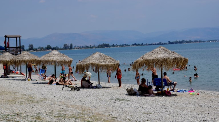 Παραλία Ζέστη Λουόμενοι