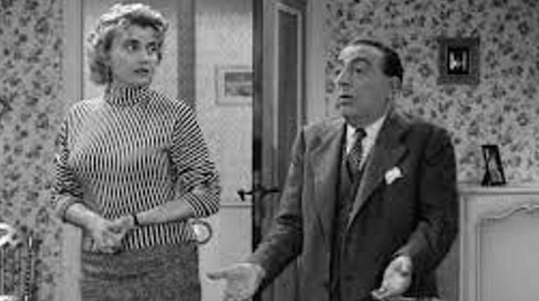 Ούτε γάτα, ούτε ζημιά