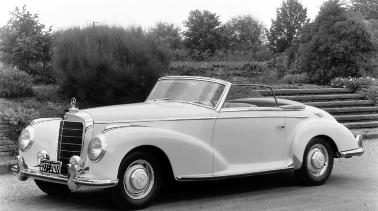 Mercedes-Benz 300 S