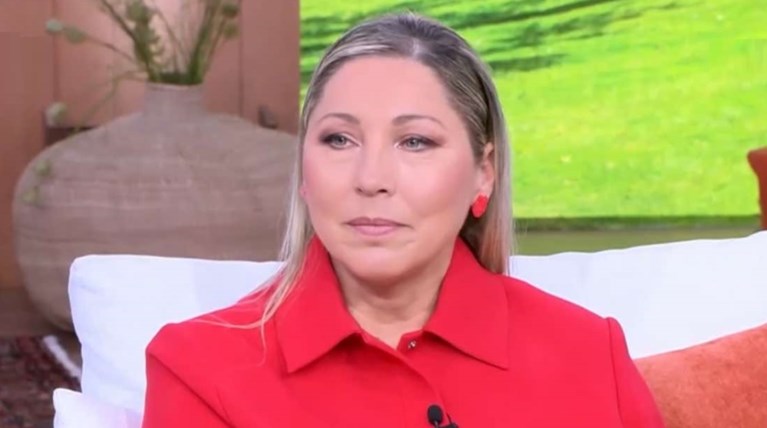 Παυλίνα Κωνσταντάρα