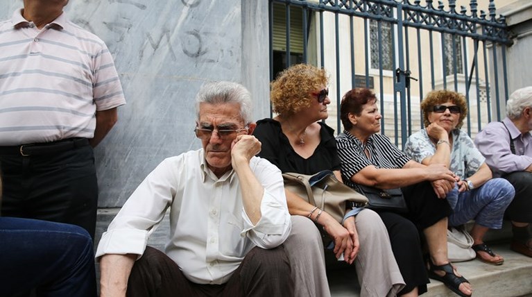 συνταξιουχοι