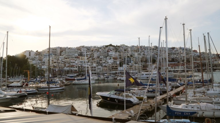 καστελα πειραια