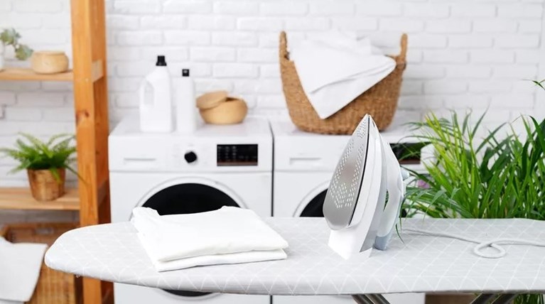 νερο για σιδερωμα