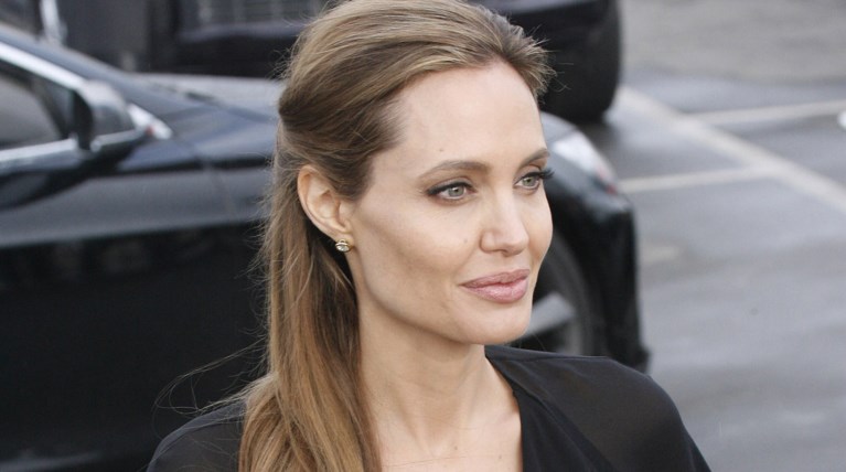 Αντζελίνα Τζολί: «Ήρθα πιο κοντά με τις γυναίκες μετά τη μαστεκτομή»