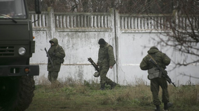Παραστρατιωτική επίθεση στην Κριμαία: Χτύπησαν τον ανταποκριτή της Καθημερινής