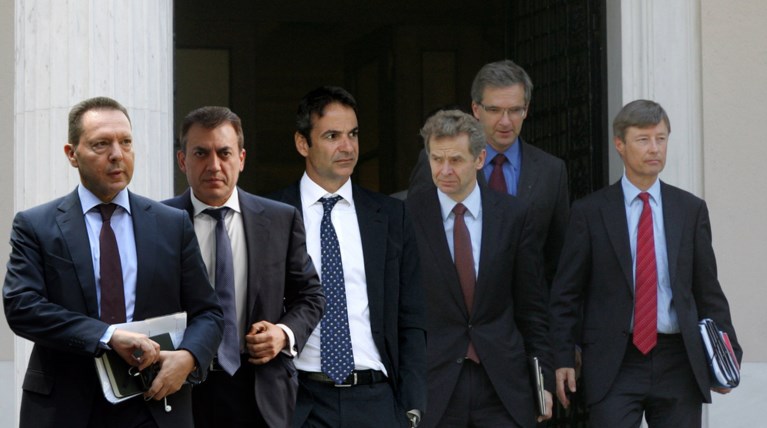 Στα άκρα η διαπραγμάτευση με την Τρόικα