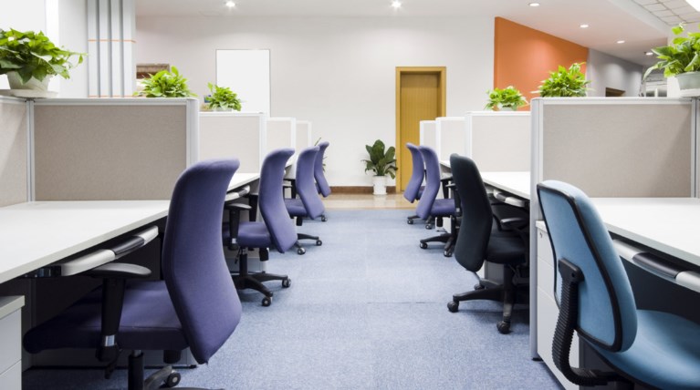 Τέλος το Δημόσιο για 4.700 υπαλλήλους μέχρι τη Δευτέρα