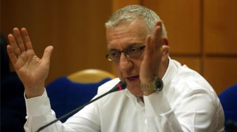 Το εκκρεμές του Νικήτα χτυπάει είς διπλούν