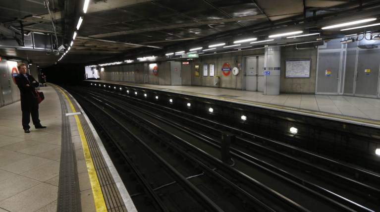 Μετρό μόνο μέχρι «Δουκίσσης Πλακεντίας»