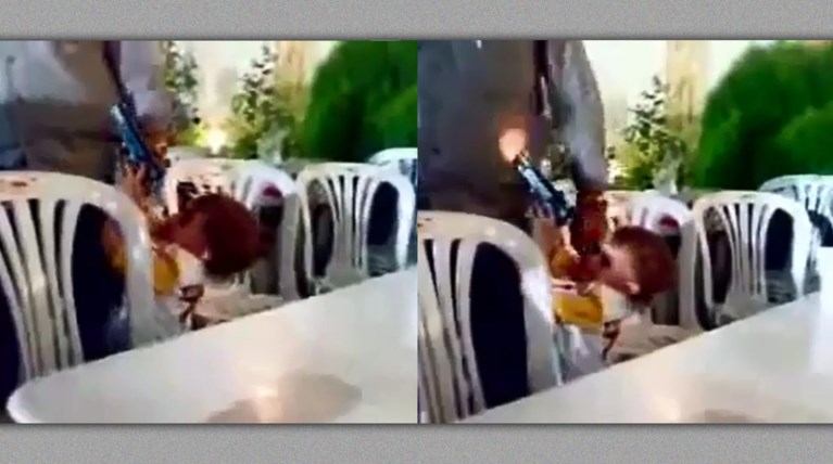 Κρήτη: Μαθαίνουν σε νήπιο να πυροβολεί !