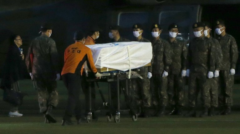 Νότια Κορέα: Τραγική γκάφα των Αρχών- Δίνουν λάθος σορούς στις οικογένειες