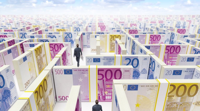 Μεσοπρόθεσμο και στο βάθος μέτρα 7,7 δισ. ευρώ
