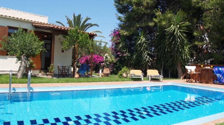 Κάνε οικονομικές διακοπές σε βίλα!