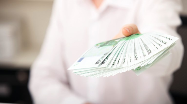 Σε… δόσεις το κοινωνικό μέρισμα