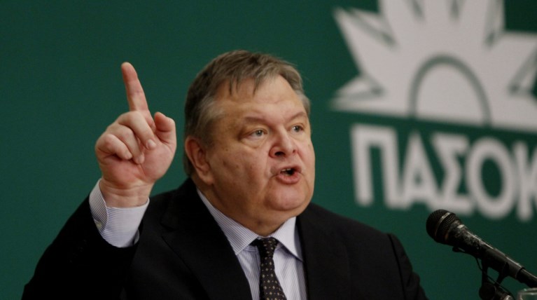 Βενιζέλος: « Οι ηγεσίες των κομμάτων δεν είναι καλλιστεία»