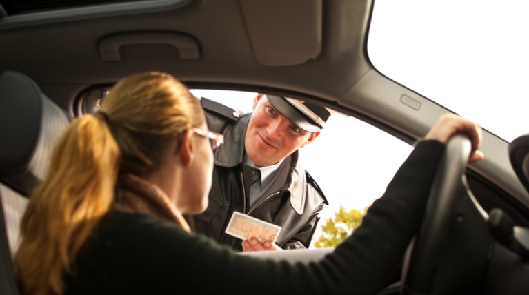 Οι πιο τρελοί οδηγικοί νόμοι στον πλανήτη!