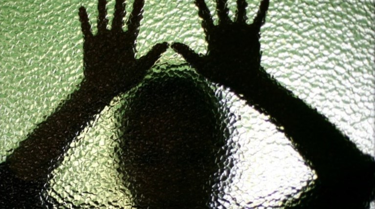 Δραπέτευσε από τον δυνάστη της μετά από 10 χρόνια