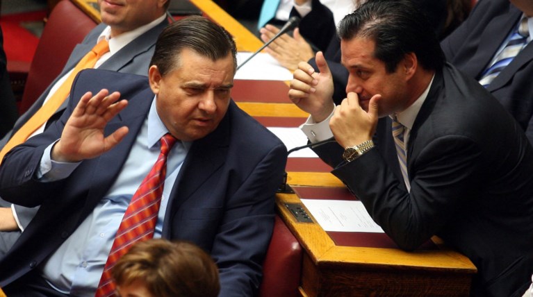 Παζάρια Καρατζαφέρη για επιστροφή στη ΝΔ