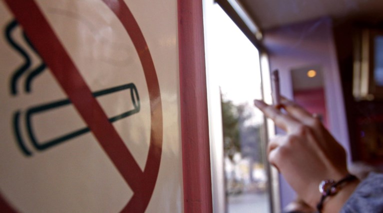 Η Ρωσία κόβει το τσιγάρο από 1η Ιουνίου