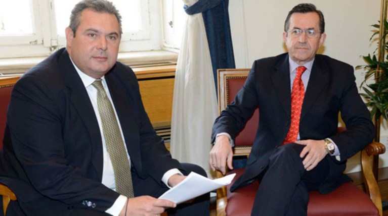 Δίνουν τα χέρια Καμμένος και Νικολόπουλος