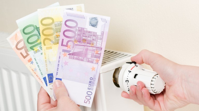 Πόσο θα «φτηνύνει» το πετρέλαιο θέρμανσης αν μειωθεί ο ειδικός φόρος