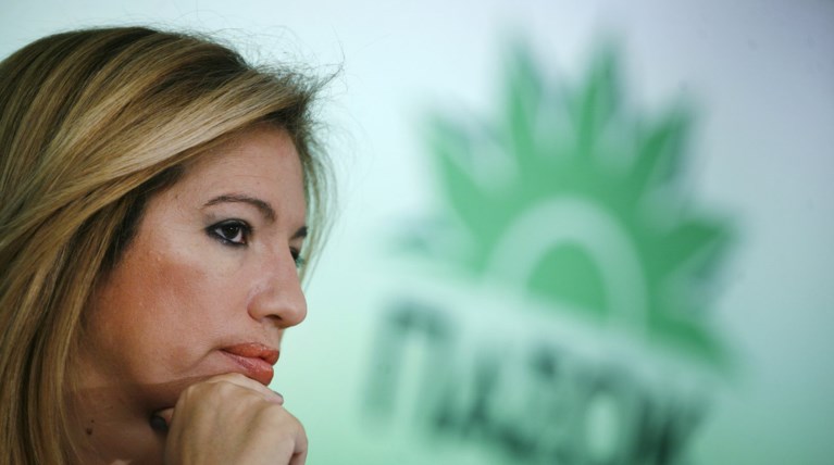 Το ιστορικό ΠΑΣΟΚ αναζητά ηγεσία και «δείχνει» Φώφη