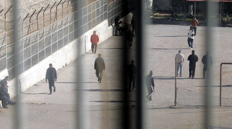 Απεργοί πείνας των κρατουμένων στις φυλακές Κορυδαλλού, δύο στο νοσοκομείο