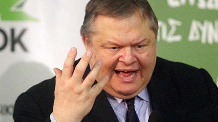 Μήνυμα Βενιζέλου στους αμφισβητίες του