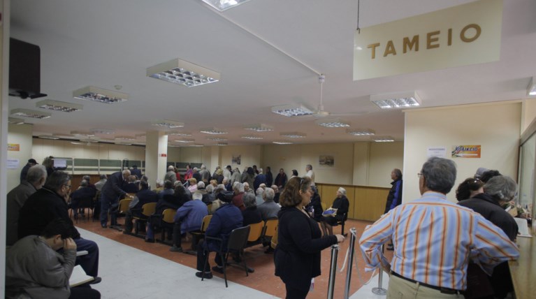 Χρωστάς σε ασφαλιστικό ταμείο; Κομμένη η επιστροφή φόρου
