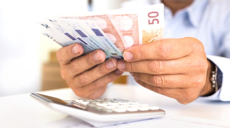 Το σχέδιο για τα ληξιπρόθεσμα χρέη σε Εφορία και Ταμεία