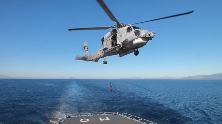 Αεροδιακομιδή ασθενούς με ελικόπτερο του ΠΝ