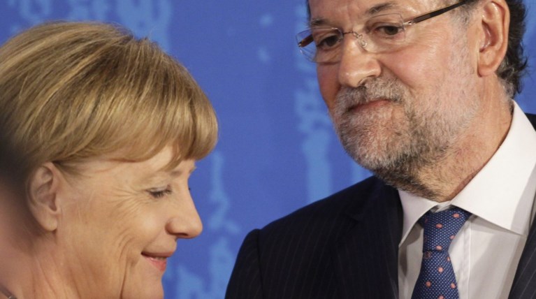 H Mέρκελ στηρίζει ντε Γκίντος για πρόεδρο Eurogroup