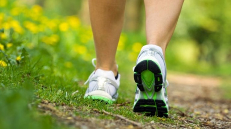 Το περπάτημα κάνει θαύματα στους ασθενείς με καρκίνο