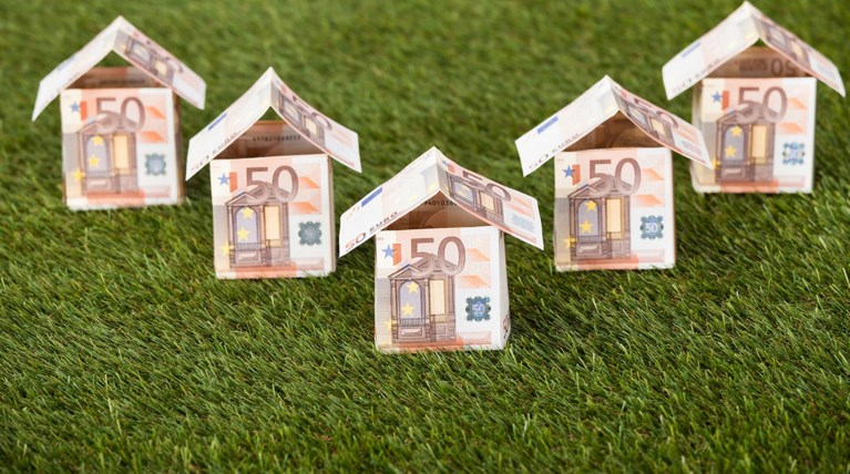 Σφαγή λόγω ΕΝΦΙΑ για έκπτωση… ολίγων ευρώ τον μήνα