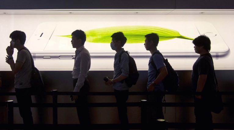 Περιμένοντας το iPhone 6 - Ουρές και πανικός - Φωτογραφίες