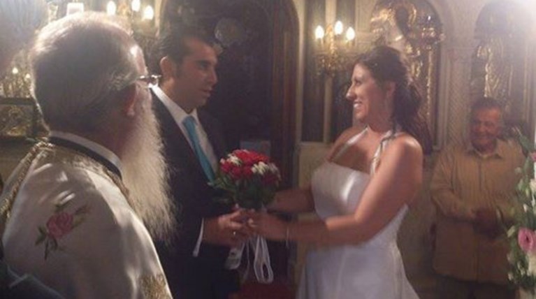 Ο γάμος της Ζωής Κωνσταντοπούλου στα Λουτρά Αιδηψού